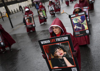 اتهامات مروعة لقوات الأمن الإيرانية ,,, (إبر تحت الأظافر واعتداءات جنسية على أطفال)