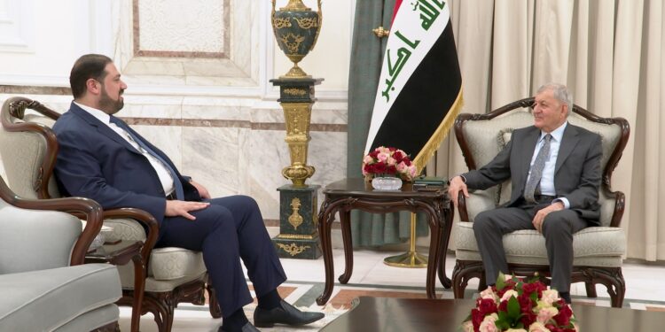 رئيس الجمهورية يستقبل رئيس لجنة الاقتصاد والصناعة والتجارة النيابية