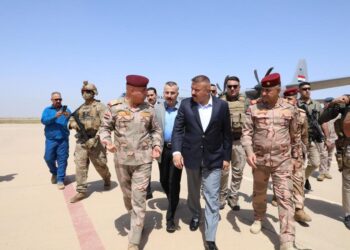 وزير الداخلية يعقد “اجتماعاً أمنياً مغلقاً” مع القيادات الأمنية في ميسان