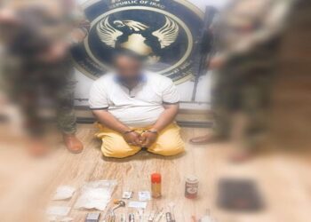 ضبط (كيلو غرام من مادة الكرستال المخدرة) واعتقال متهمين 2 في بغداد وديالى