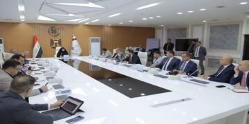وزارة الاتصالات تناقش “سوء خدمة الانترنت” وغلاء اسعارها