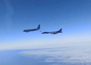 طائرتان أمريكيتان من (طراز F-16) تهبطـــان اضطراريا في اليابان