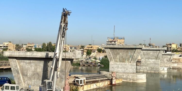 إنجاز 75% من مشروع جسر الكريعات للمشاة في بغداد