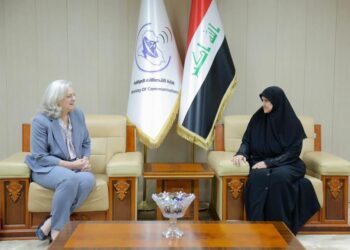 السفيرة الأمريكية تلتقـــي بوزيرة الاتصالات هيام الياسري