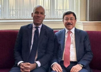 الخزانة الأمريكية تعلن استعدادها لمساعدة العراق في “استقرار سعر الصرف”