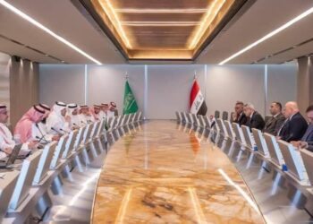 مباحثات (عراقية سعودية ) بشأن الربط الكهربائي وتبادل الخبرات