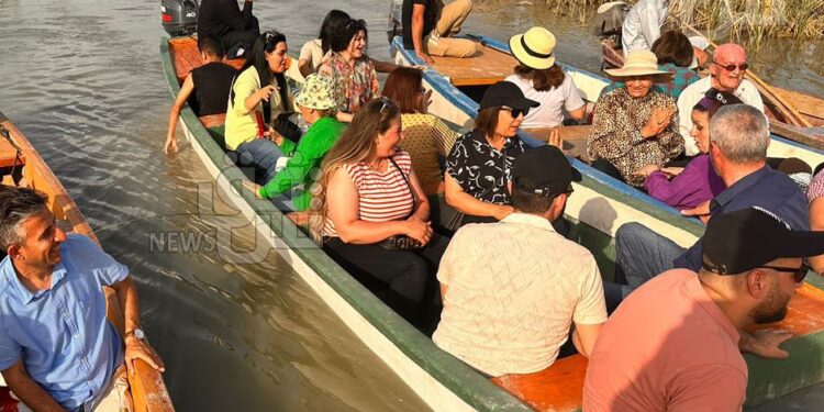 أهوار الجبايش تنتعش بالسائحين خلال العيد