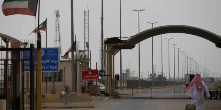 الكويت تحظر إدخال الأطعمة العراقية لأراضيها