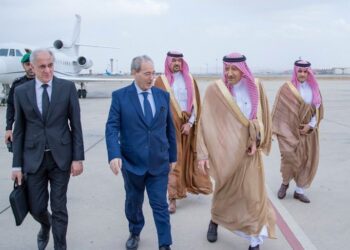 سوريا والسعودية تعلنان استئنــاف (الخدمات القنصلية والرحلات الجوية بين البلدين)