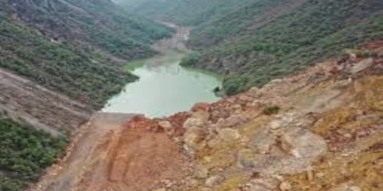 ظهور “بحيرة ضخمة” فجــأة في سوريا