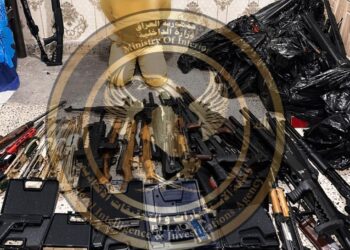 القبض على متهم صاحب محل لــبيع الاسلحة من “دون موافقات في البصرة”