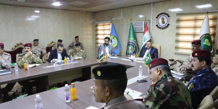 وزير الداخلية يوجه بــ”إعادة النظر الفوري بالإجراءات الأمنية” في ذي قار