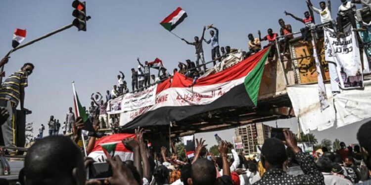 تأجيل توقيـــــع “اتفاق سياسي في السودان” بسبب “قضايا عالقة”