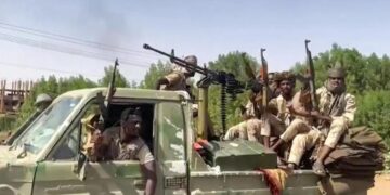 السودان .. الجيش يعتبر الوضع (معقداً) في العاصمة