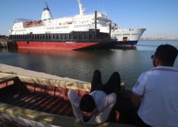 شط العرب بنكهة عالمية… قراء البصرة يقضون عطلتهم في “لوغوس هوب”