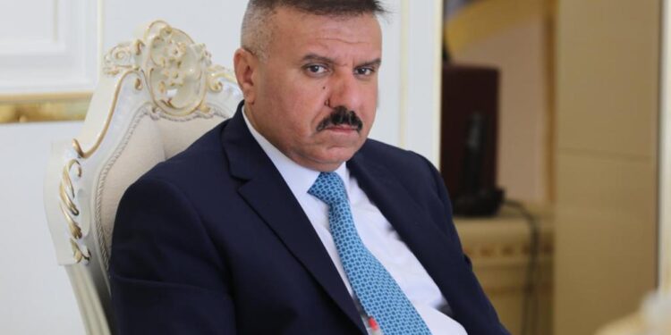 وزير الداخلية يستمع الى الاجتماع الفصلي لوكالة الاستخبارات والتحقيقات الاتحادية