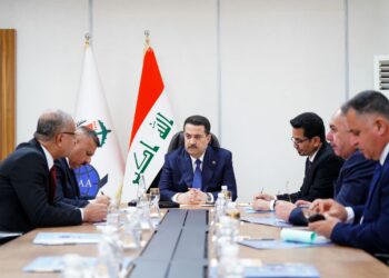 السوداني يعلن فتح طريق مطار بغداد الدولي كمرحلة أولى أمام العجلات الخاصة بالمواطنين المسافرين