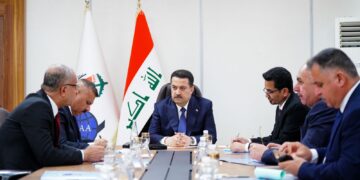 السوداني يعلن فتح طريق مطار بغداد الدولي كمرحلة أولى أمام العجلات الخاصة بالمواطنين المسافرين
