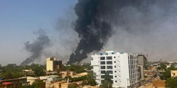 مصر وجنوب السودان تعربان عن استعدادهما لوساطة بين (الأطراف السودانية)