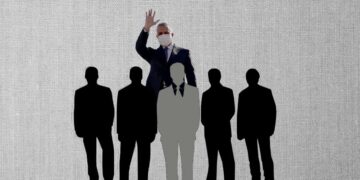 تساؤلات حول استدعاء مستشار الكاظمي للقضاء ,,, و “الإطار ينفي التهم الموجهة إليه”