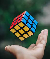 باحثون يبتكرون علاجاً على شكل (مكعب روبيك)