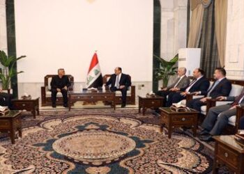 المالكي يلتقي وفد من الاتحاد الوطني الكردستاني