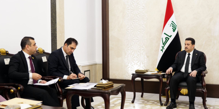 السوداني يلتقي النائب الأول لرئيس مجلس النواب وأعضاء لجنة العمل والشؤون الاجتماعية