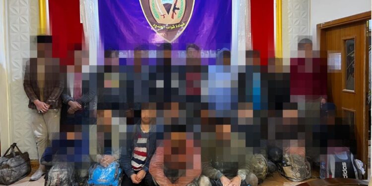 القبض على (شبكة دولية) خاصة بالاتجار بالبشر مع متسللين اجانب في البصرة
