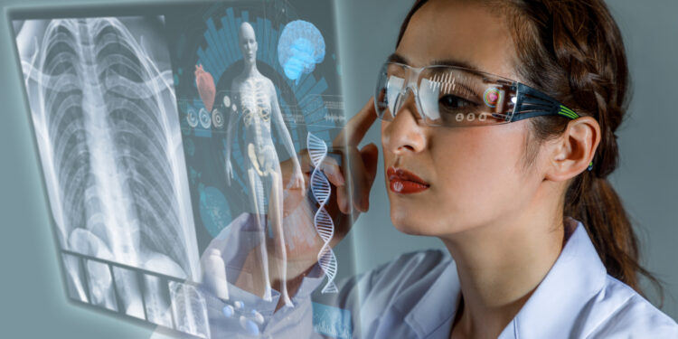 تاريخ النظارات .. “كانت أداة مساعدة في الصيد ثمّ طورها المسلمون”