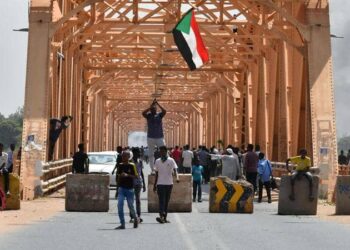 مقتل عراقي وابنته في اشتباكات السودان