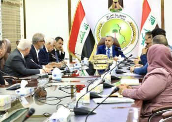 وزير الزراعة يشكل لجنة لــ”تطوير قطاع التمور”