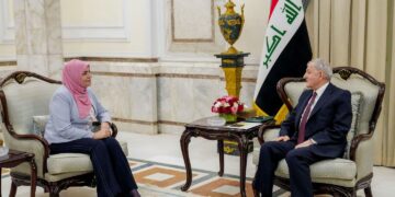 رئيس الجمهورية يستقبل وزيرة المالية