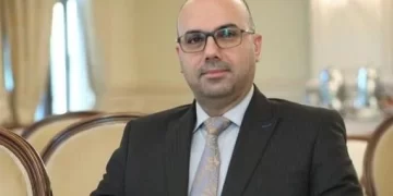 النجف .. بالوثيقة المحافظ يعفي مدير دائرة مجاري المحافظة ومعاونه
