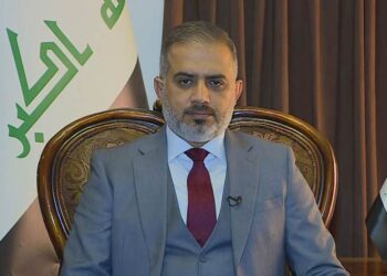 الكلابي يرد على الخنجر برسالة