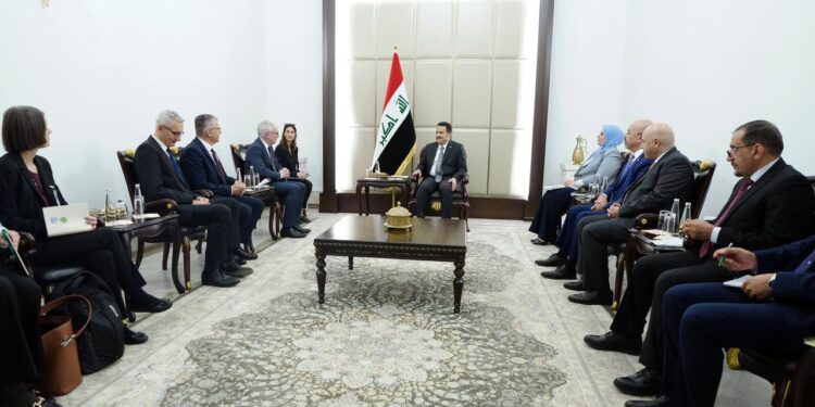 السوداني.. الحكومة تستعد لتوقيع الدفعة الثانية من العقود مع سيمنز الألمانية