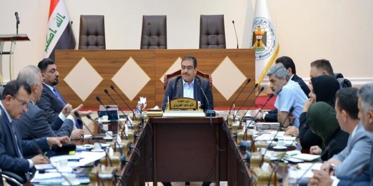 مناقشة إطلاق مشروع إنشاء مدينة معارض في أطراف بغداد و بيع السيارات بالتقسيط