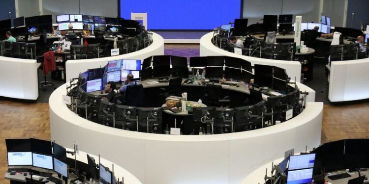 تراجع الأسهم الأوروبية بتأثير ضعف أرباح الشركات