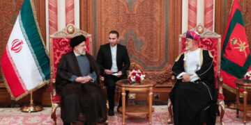 سلطان عمان ,,, وسيط بين طهران وواشنطن أم ساعي بريد  ؟