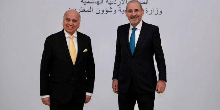 العراق يؤكد على ضرورة إعادة سوريا لمقعدها في الجامعة العربية