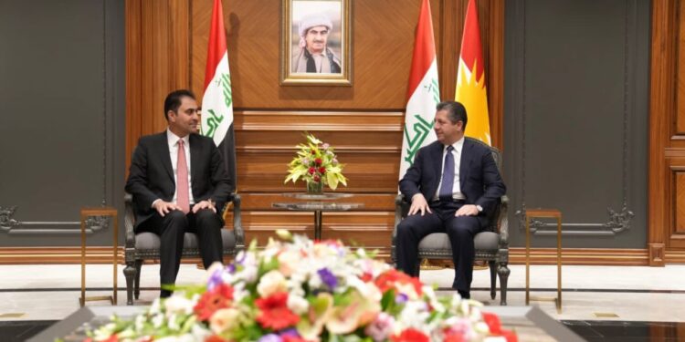 المندلاوي وبارزاني يتفقان على “إدامة التواصل” لحل الملفات العالقة بين بغداد وأربيل