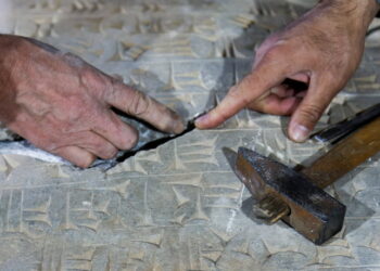 العراق  .. ماذا سيجني من استعادة قطعه الأثرية ؟