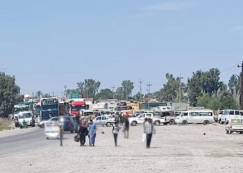 لواء “أئمة البقيع” يقطع طريقاً حيوياً في ديالى .. “لعدم تضمينه في الموازنة”