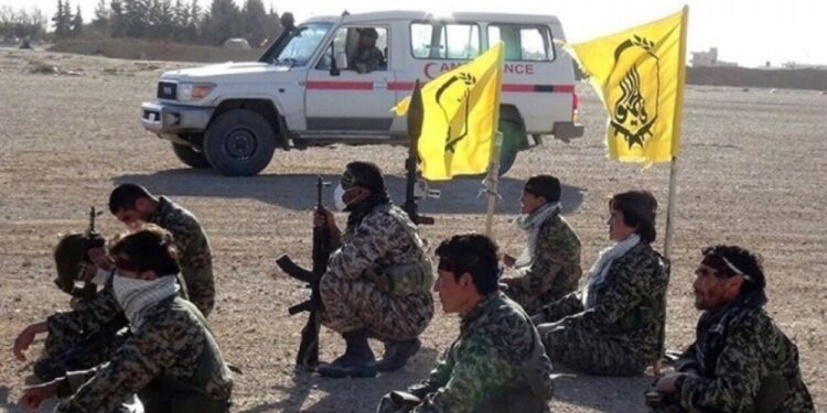 إنزال الأعلام الإيرانية من مقرّات الجماعات المسلّحة في سوريا