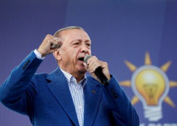 حرب تصريحات بين (إردوغان وكليتشدار أوغلو) قبل ساعات من “جولة الإعادة”