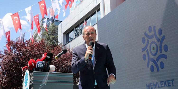 تركيا.. انسحــــاب “محرم إينجه” من السباق الرئاسي