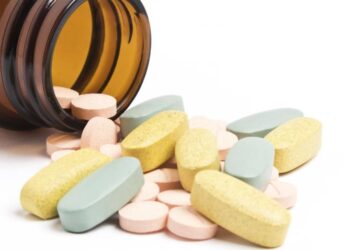 الفيتامينات اليومية قد تجعل عقلك أصغر بـ 3 سنوات