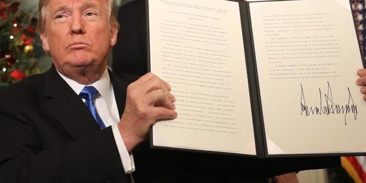 تواقيع المشاهير والزعماء رسوم وحروف وغرائب