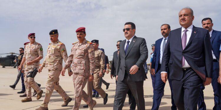 القائد العام للقوات المسلحة يحضر تمرين أبابيل ١