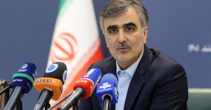 محافظ البنك المركزي الإيراني يغادر إلى واشنطن