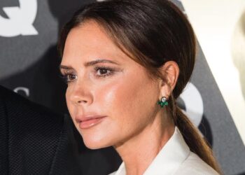 فيكتوريا بيكهام متصالحة مع فكرة تقدمها بالعمر